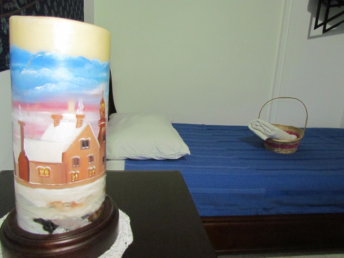 Como En Casa! Restaurante Y Hostal โบโกตา ภายนอก รูปภาพ