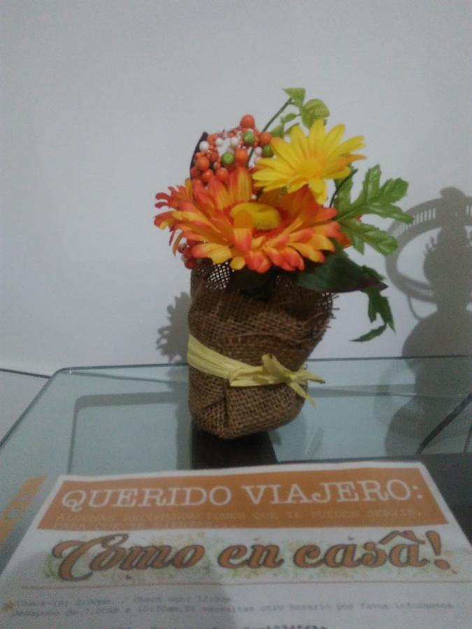Como En Casa! Restaurante Y Hostal โบโกตา ภายนอก รูปภาพ