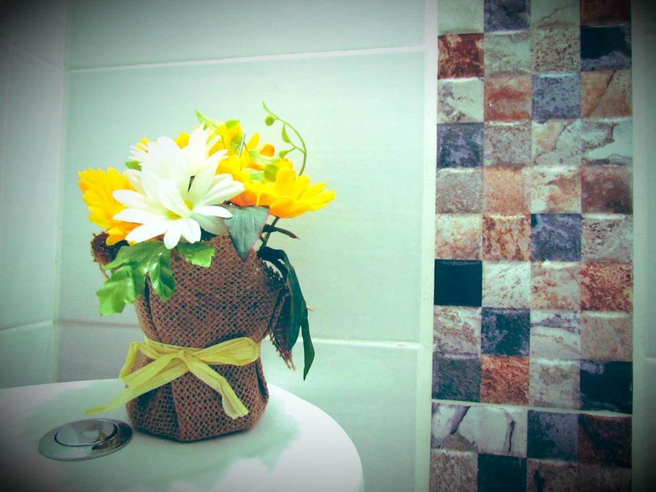 Como En Casa! Restaurante Y Hostal โบโกตา ภายนอก รูปภาพ